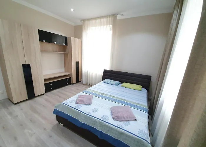 Tourist Home At Stefan Cel Mare With 2 Rooms