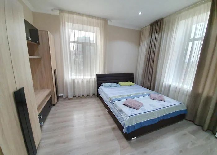 Tourist Home At Stefan Cel Mare With 2 Rooms